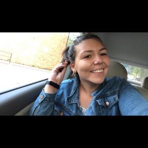 Meet your Posher, Megan